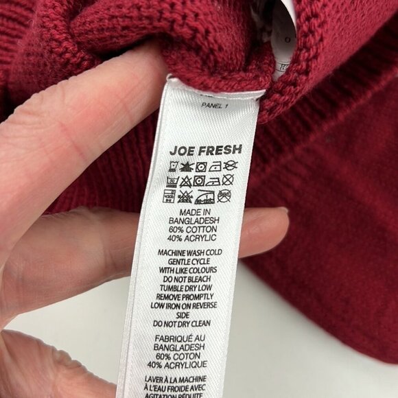 Joe Fresh Red Christmas Cabin Sweater 18 months - Picture 3 of 4